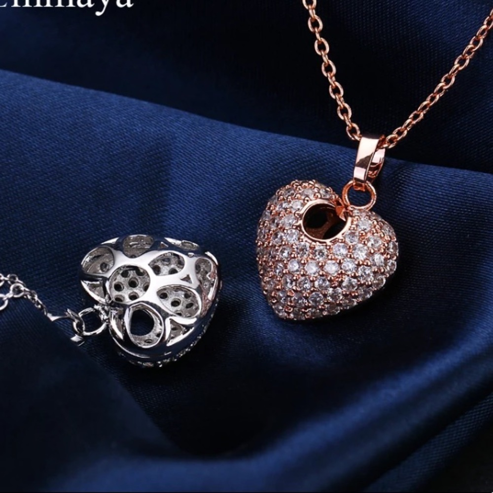 Gold Plated Heart Necklace Statement - Picture 2 of 10